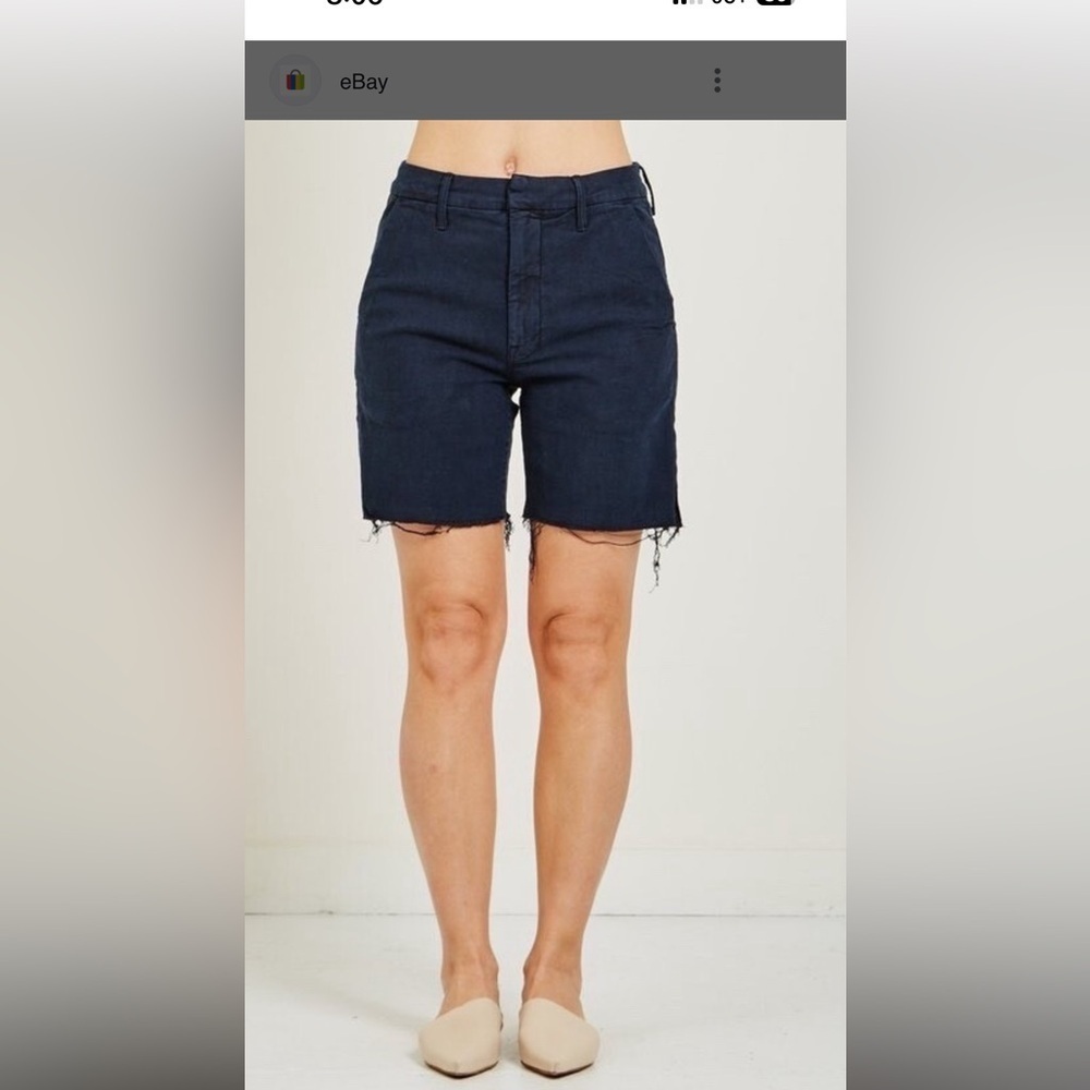MOTHER the Shaker Prep Short in navy. Size  27.
